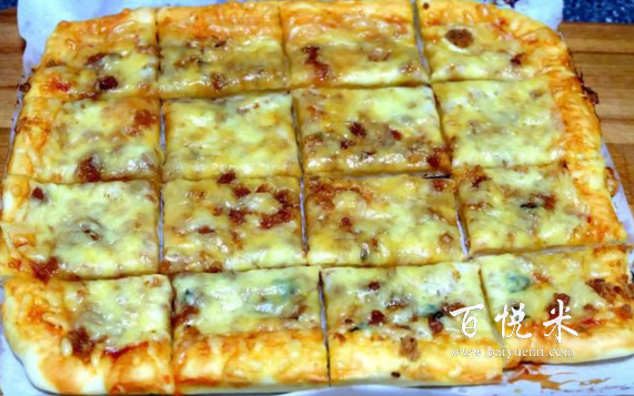 晚上揉面早上烤,這個(gè)披薩味道好,小孩子最愛了